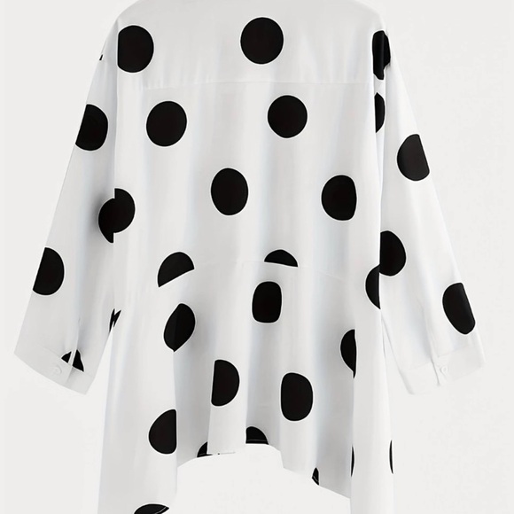 Polka Dot Print Dipped Hem Casual Button Front Long Sleeve Blouse - Picture 6 of 6
